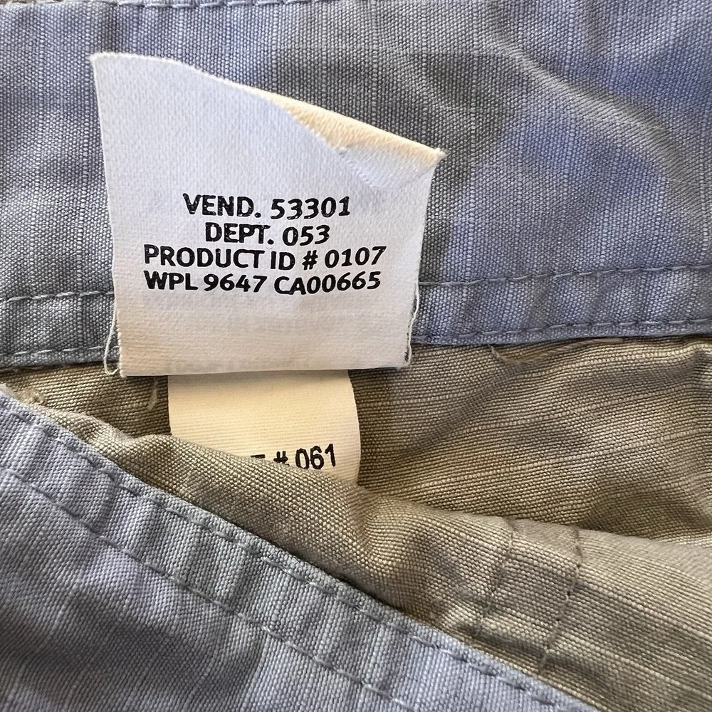 3/$25 SALE! Eddie Bauer Women's Gray Roll‎ Tab Shorts Size 10 Casual Hiking